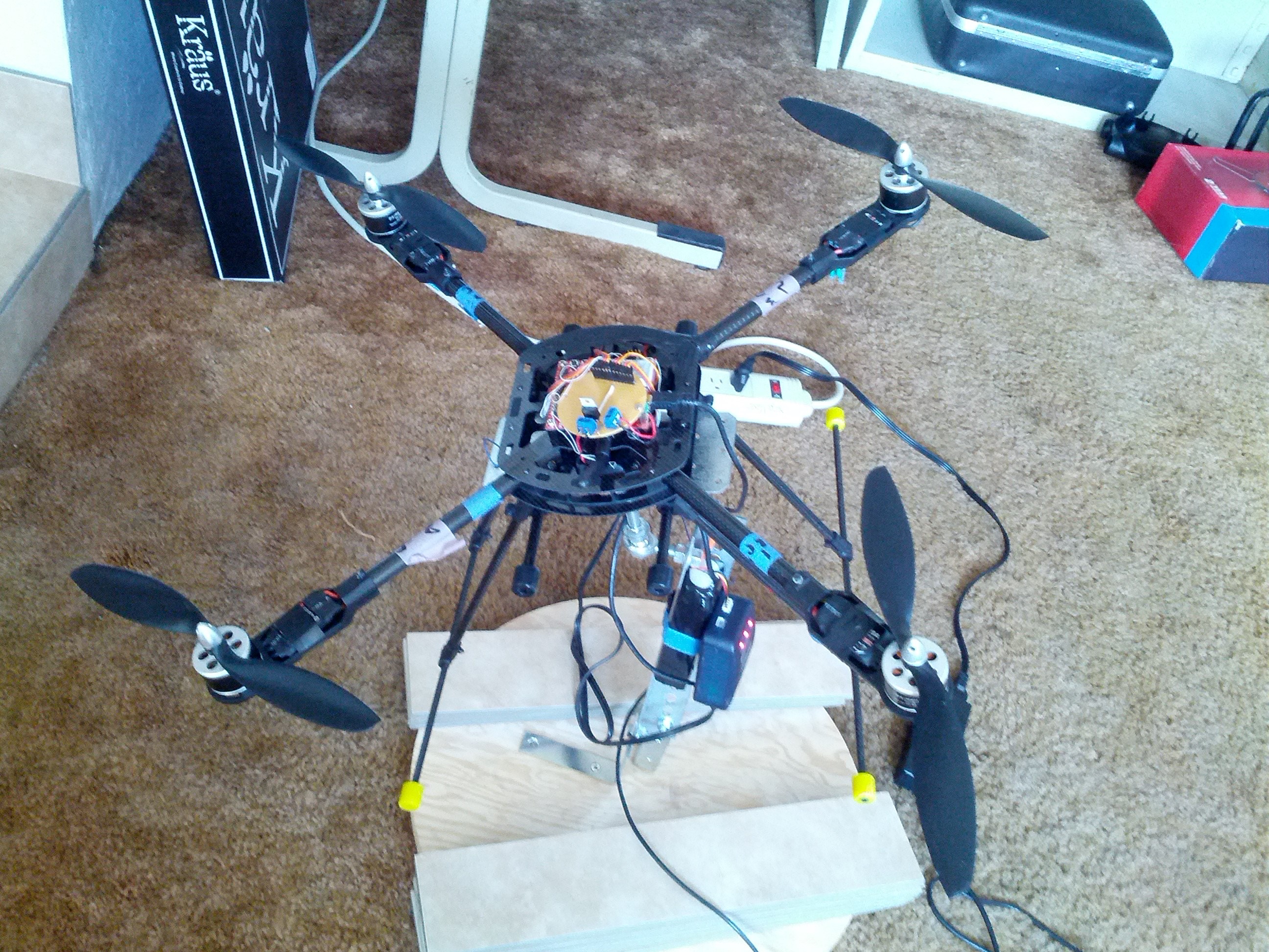 Cmpe244 S14 Divine WINd Quadcopter Full View.jpg