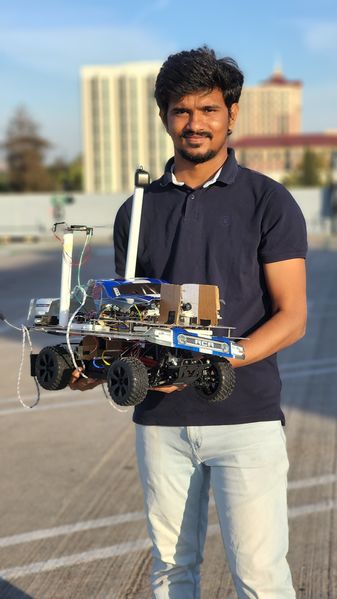File:RoadRunner Charan.jpg